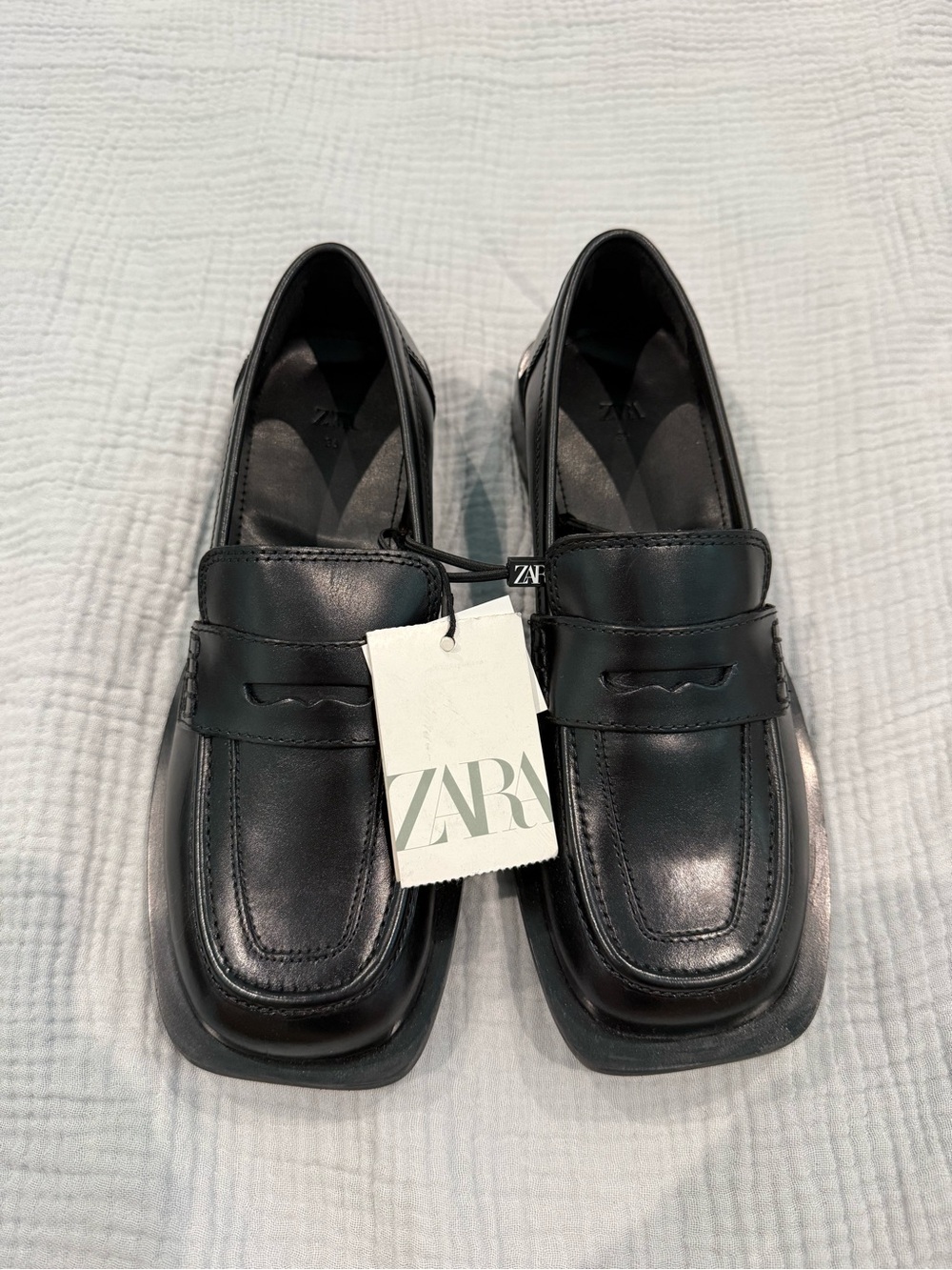 Zara Women’s platform Black Leather Penny Loafers